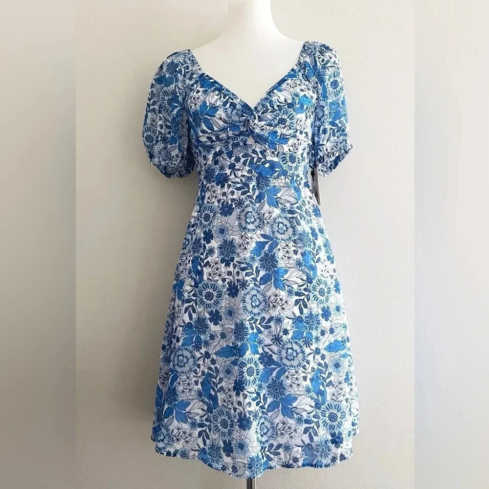 Sincerely Jules floral boho chic cottagecore dress small smocked back
